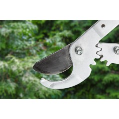VERTO 15G256 Sekator do gałęzi 690 mm, średnica ciecia 42 mm, uchwyty aluminiowe 